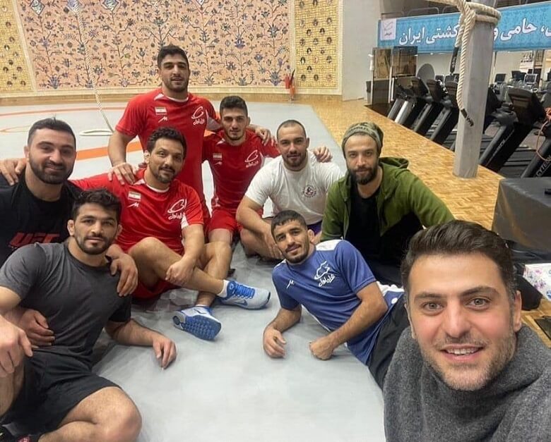 علی ضیا و بنیامین بهادری به اردوی تیم ملی کشتی رفتند.