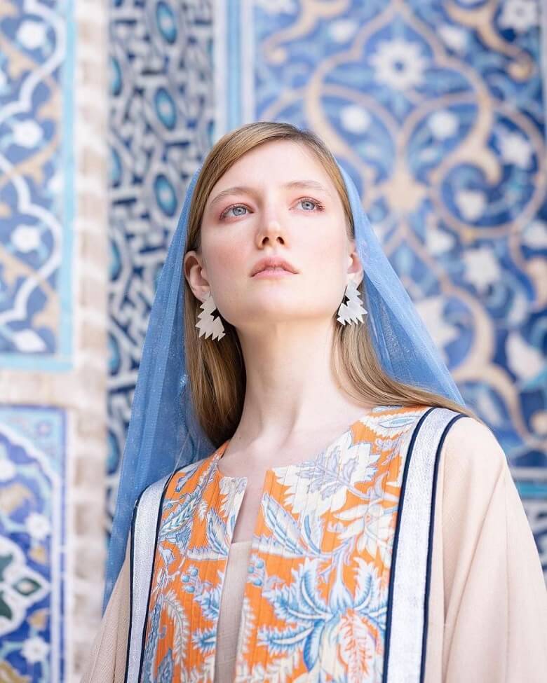 ماریا شلنکوا بازیگر روس مقیم ایران عکس‌ مدلینگ گرفت.