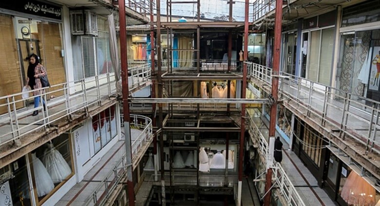 هتل دراکولا در قلب تهران تعطیل شده بود.