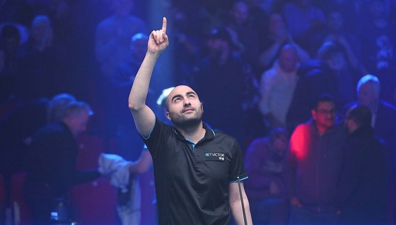 حسین وفایی تاریخ ساز ایرانی اسنوکر جهان شده است.