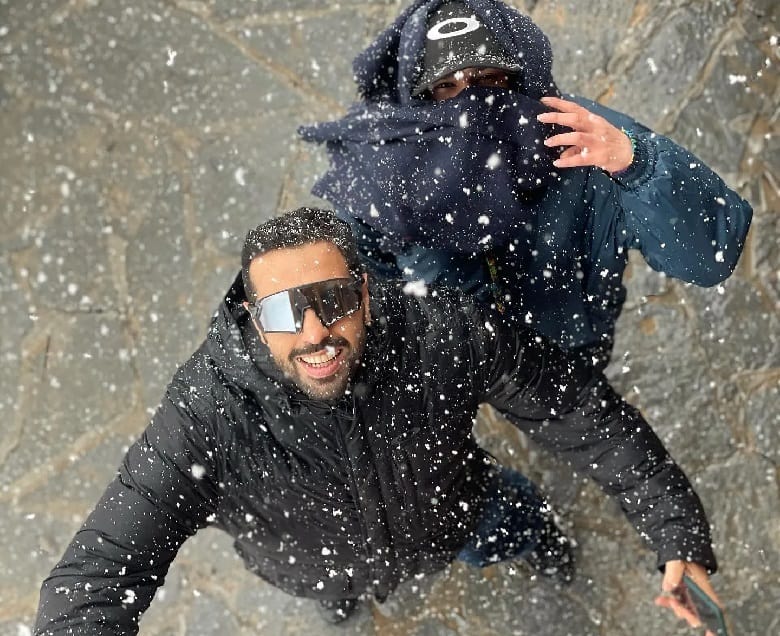 فرشته حسینی تولدشان را تبریک گفت.