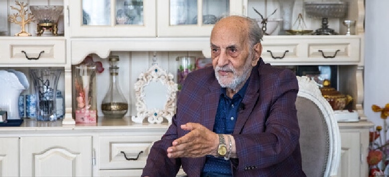 خواننده لس‌آنجلسی از امیر احتشام زاده شکایت کرده است.