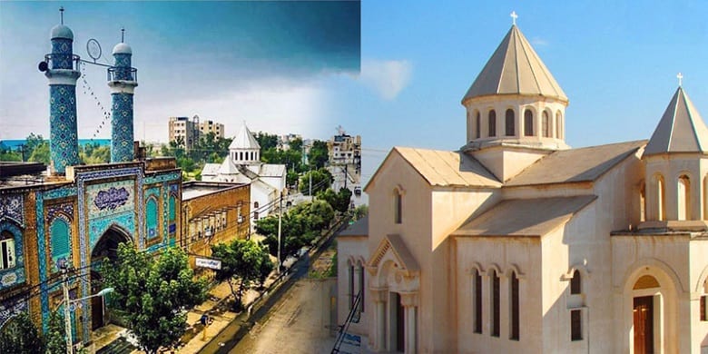 در آبادان مسجد و کلیسا دیوار به دیوار هم قرار دارد.