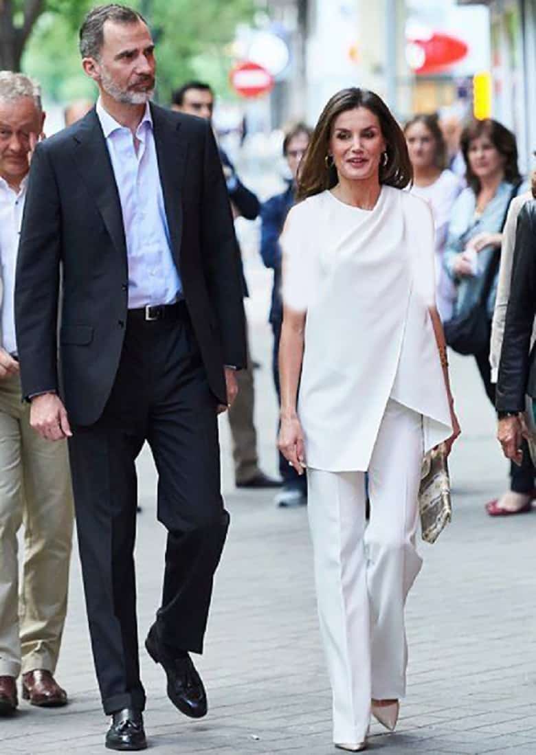 خوشپوش‌ترین ملکه دنیا لتیزیا ملکه اسپانیا است.