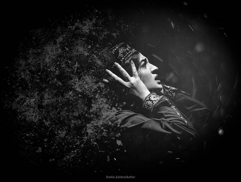 مریم مومن فریادی از ته دل بیرون داد.