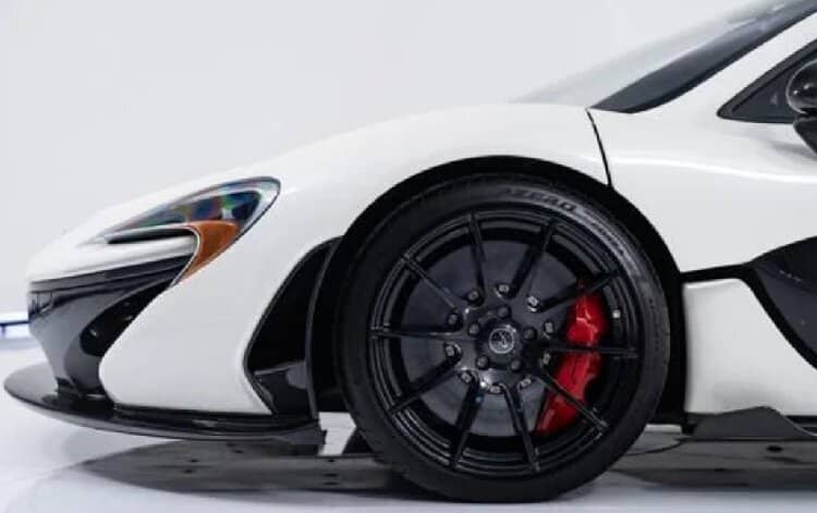 تصاویر دیدنی از سریعترین خودروی روی کره زمین با قیمت باورنکردنی تصاویر دیدنی از سریعترین خودروی روی کره زمین با قیمت باورنکردنی