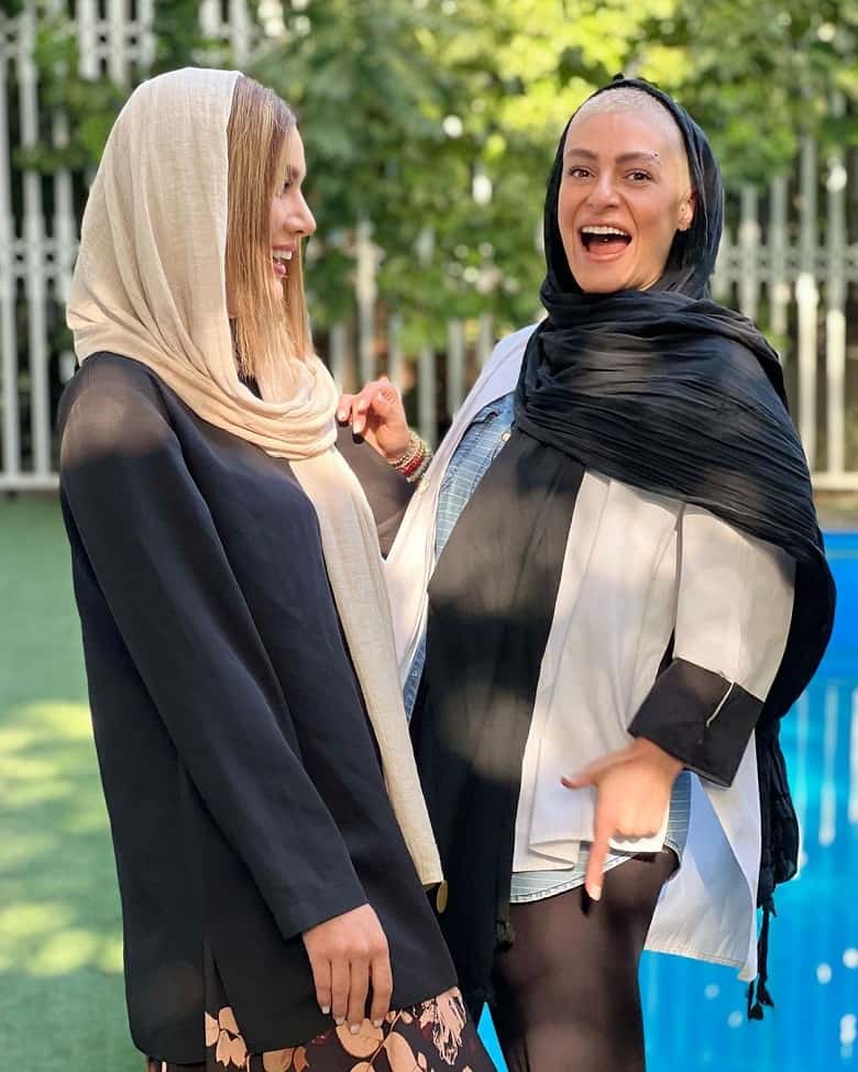 متین ستوده و دوستش قهقهه‌های مستانه‌ای سر دادند.