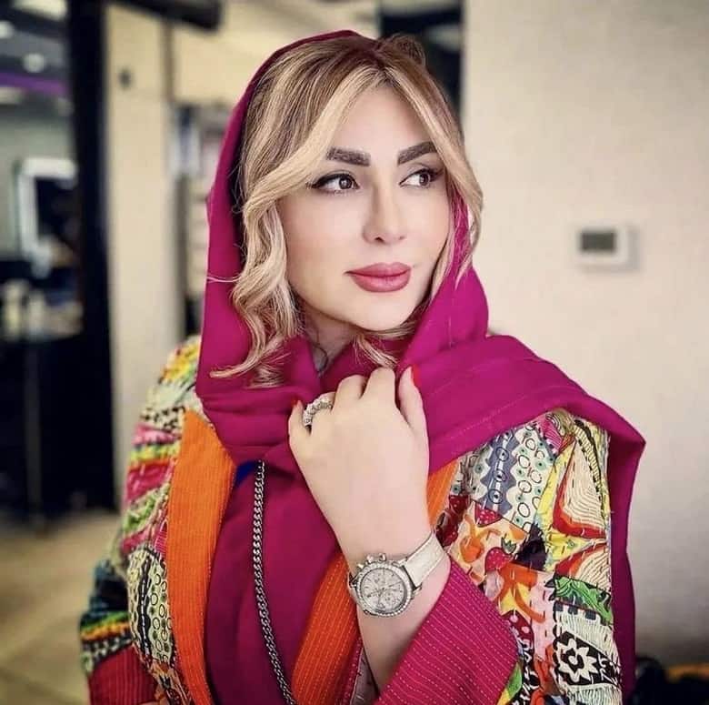 نیوشا ضیغمی باز هم تغییر کرده است. نیوشا ضیغمی باز هم تغییر کرده است.