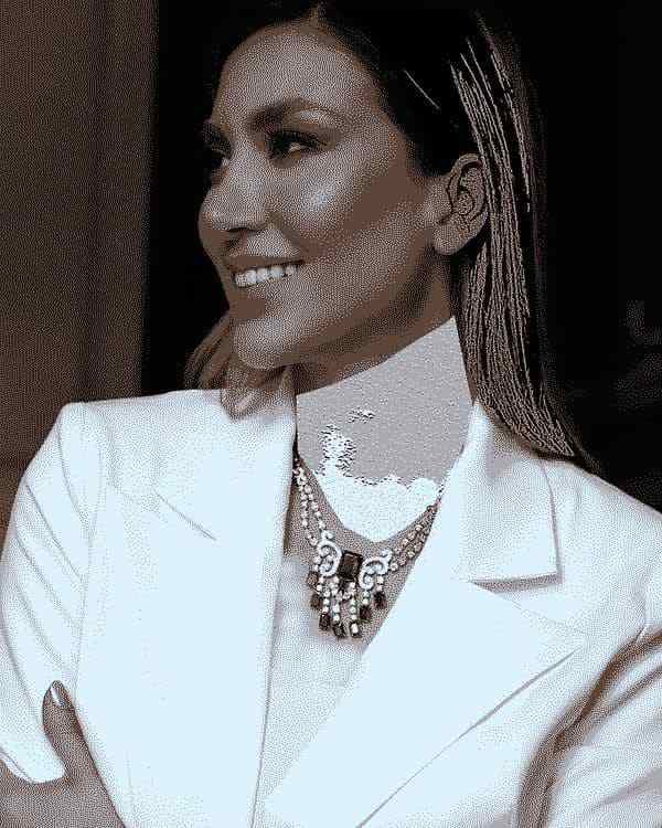 "همسر بهرام رادان" جواهراتش را به نمایش گذاشت/ عکس "همسر بهرام رادان" جواهراتش را به نمایش گذاشت/ عکس