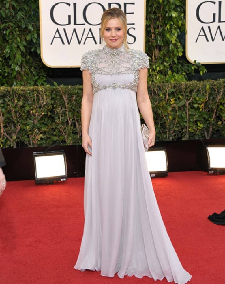 خانم‌های بازیگر زمان بارداری لباس‌های زیبایی پوشیده اند.