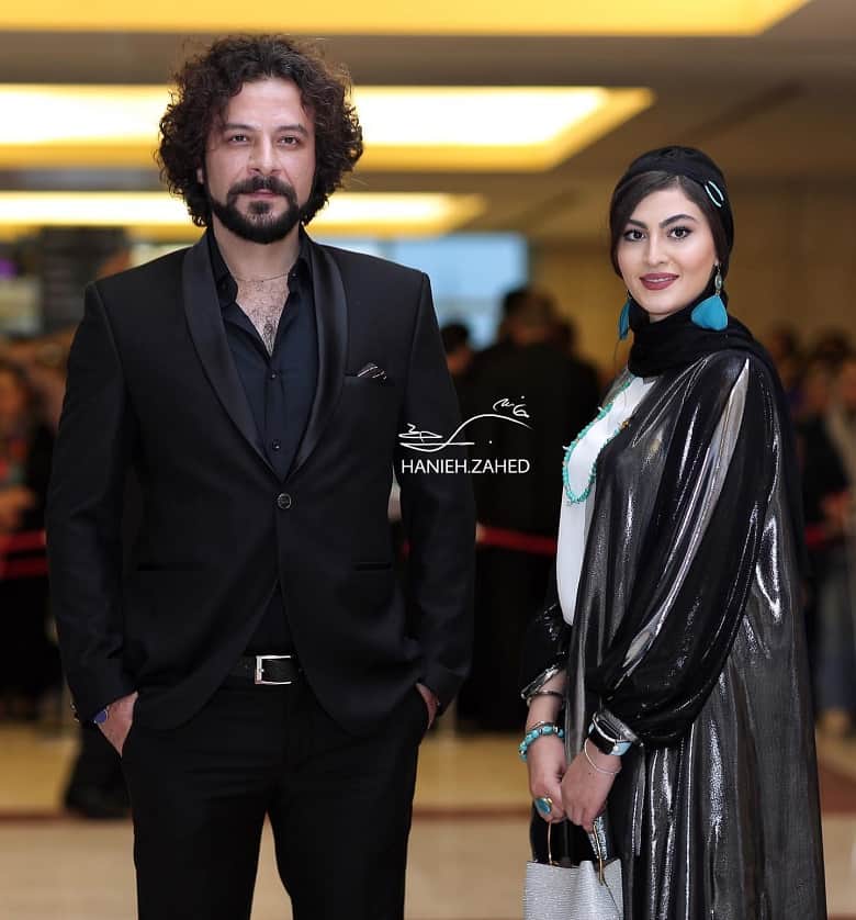 مریم مومن و حسام منظور ست مشکی و دونفره زدند. مریم مومن و حسام منظور ست مشکی و دونفره زدند.