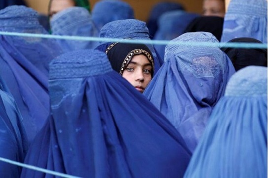 صدای فرشته حسینی در خصوص دختران ایرانی در آمد