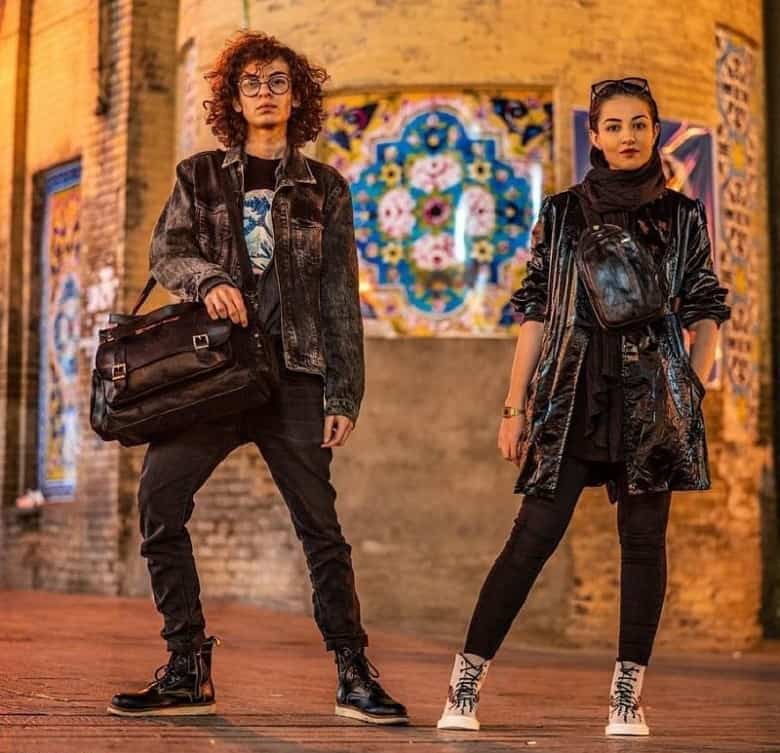 آوا جوهرچی دختر بازیگر مرحوم مدل شده اند.