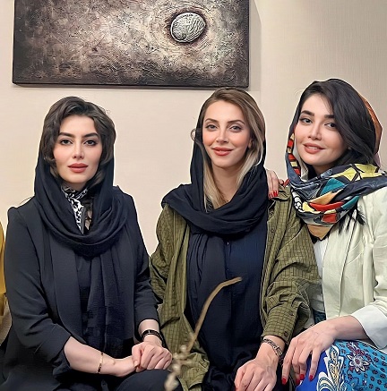 عکسی جالب از استایل بازیگر زن سریال «نون خ» در دنیای واقعی