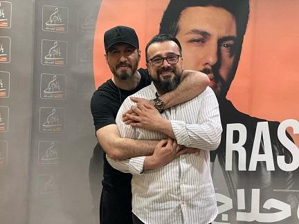 تصویری جالب از حضور “سپند امیر سلیمانی” در کنسرت رستاک/ عکس