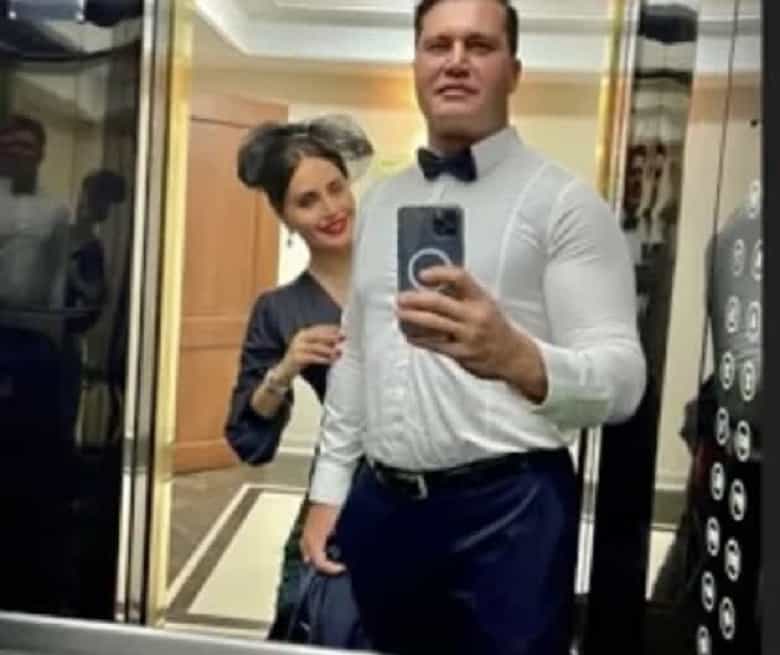 تصاویر/ الناز شاکردوست این گونه برای محمدرضا گلزار سنگ تمام گذاشت!