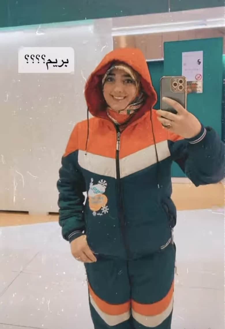 عکس/ تیپ عجیب و تمام اسپرت خانم مجری چادری