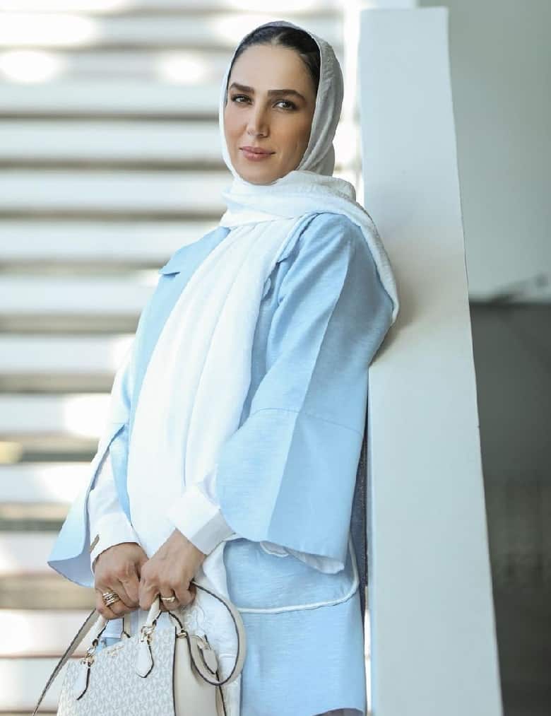 عکس/ خانم بازیگر همیشه محجبه با تیپ جدیدش