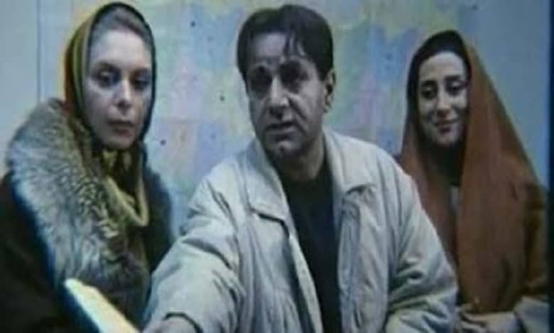 آدم پولدارها در فیلم‌های ایرانی لباسهای خاص می‌پوشند.