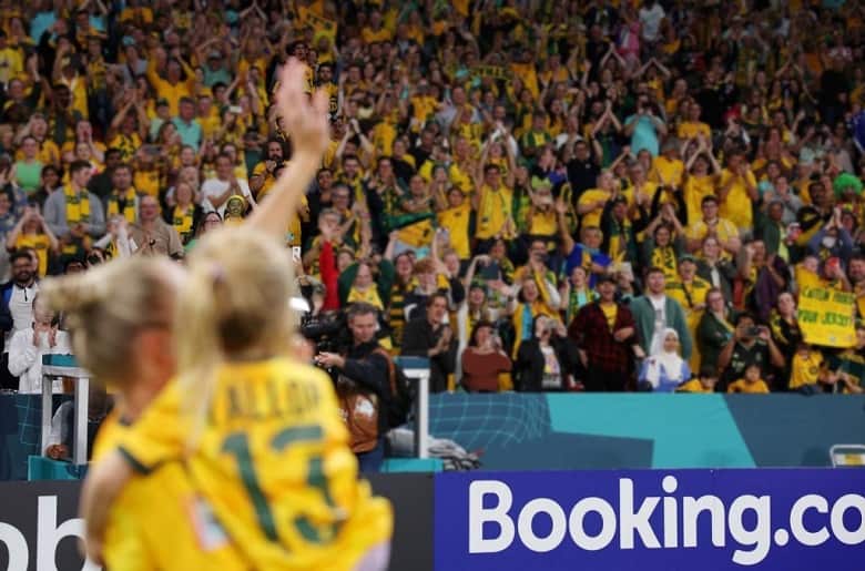 تصاویر زیبا/ مادرانگی‌ در زمین بازی هم فراموش نشد!