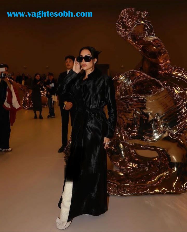 عکس/ جورجینا با لباس عجیب جیمز باند در پاریس عکس/ جورجینا با لباس عجیب جیمز باند در پاریس