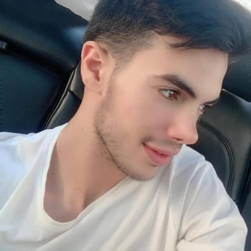 علیرضا فاضلی منفرد به قتل رسید.