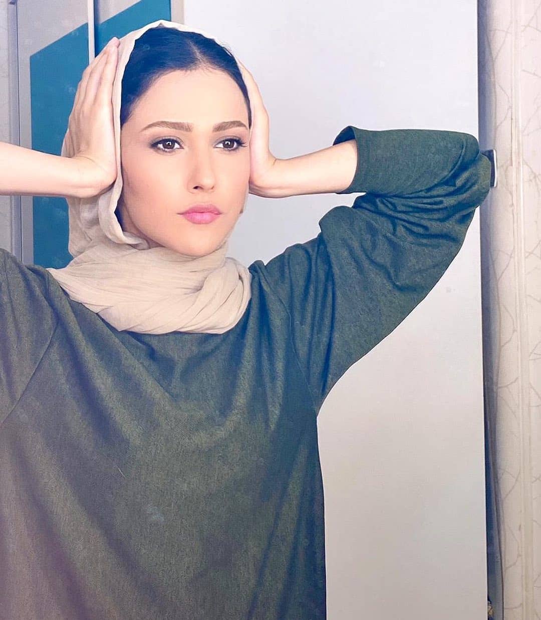ناراحتی مائده احضار از تمام شدن سریال را ببینید.