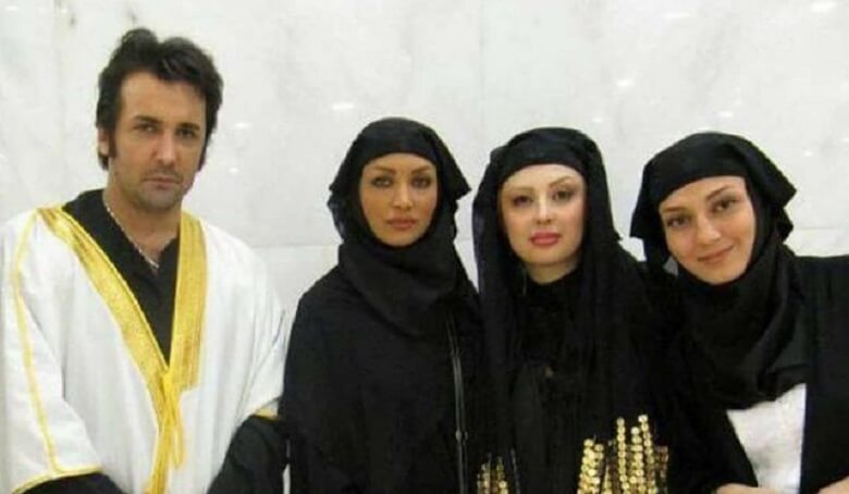 نیوشا ضیغمی، حدیث میرامینی و روناک یونسی با حجاب شدند.