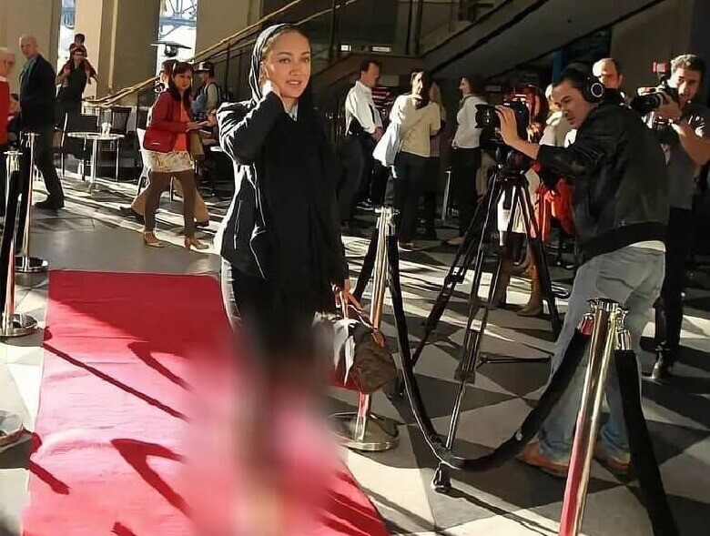 نیکی کریمی در جشنواره خارجی با استایل خاص ظاهر شد.