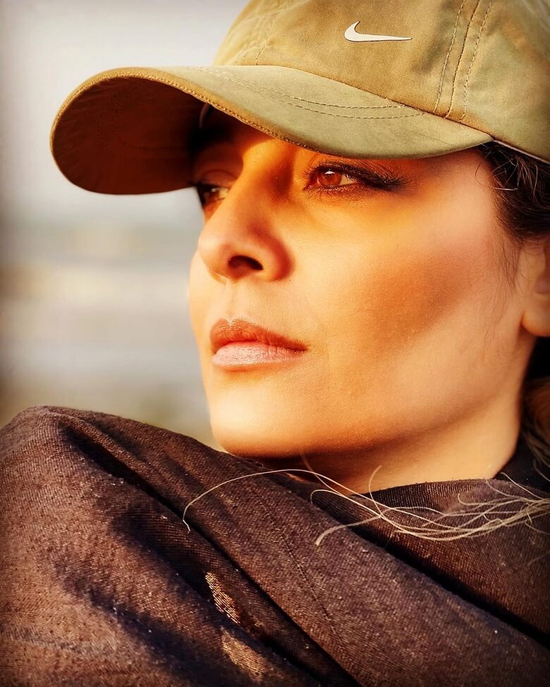 ساره بیات با کلاه ورزشی جذاب شد.